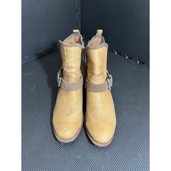 Donald J Pliner Women's Wade Snake Print Leather Riding Ankle‎ Boot Size 7M - Picture 3 of 9